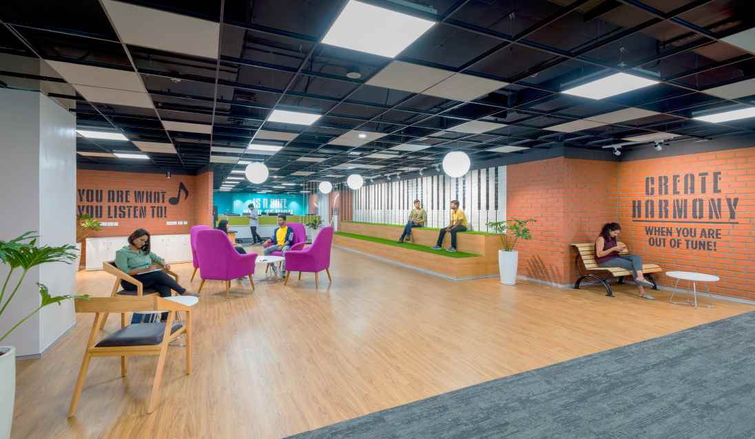 Multifunctional Office Design