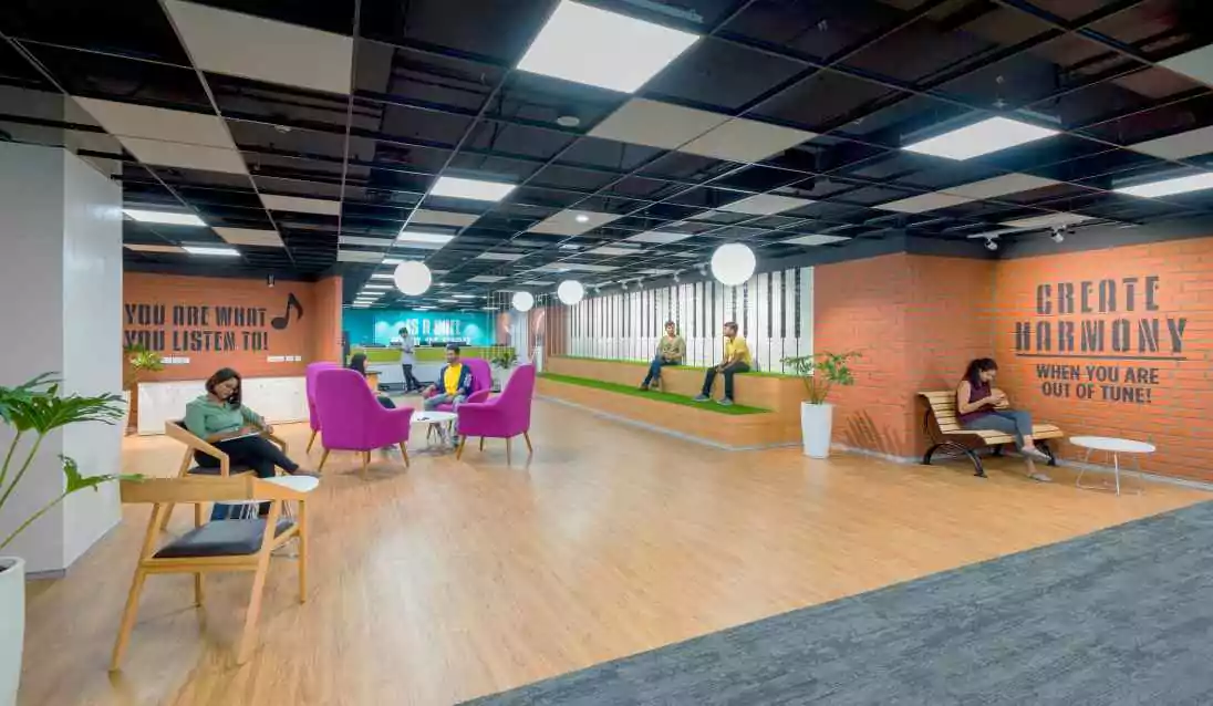 Multifunctional Office Design