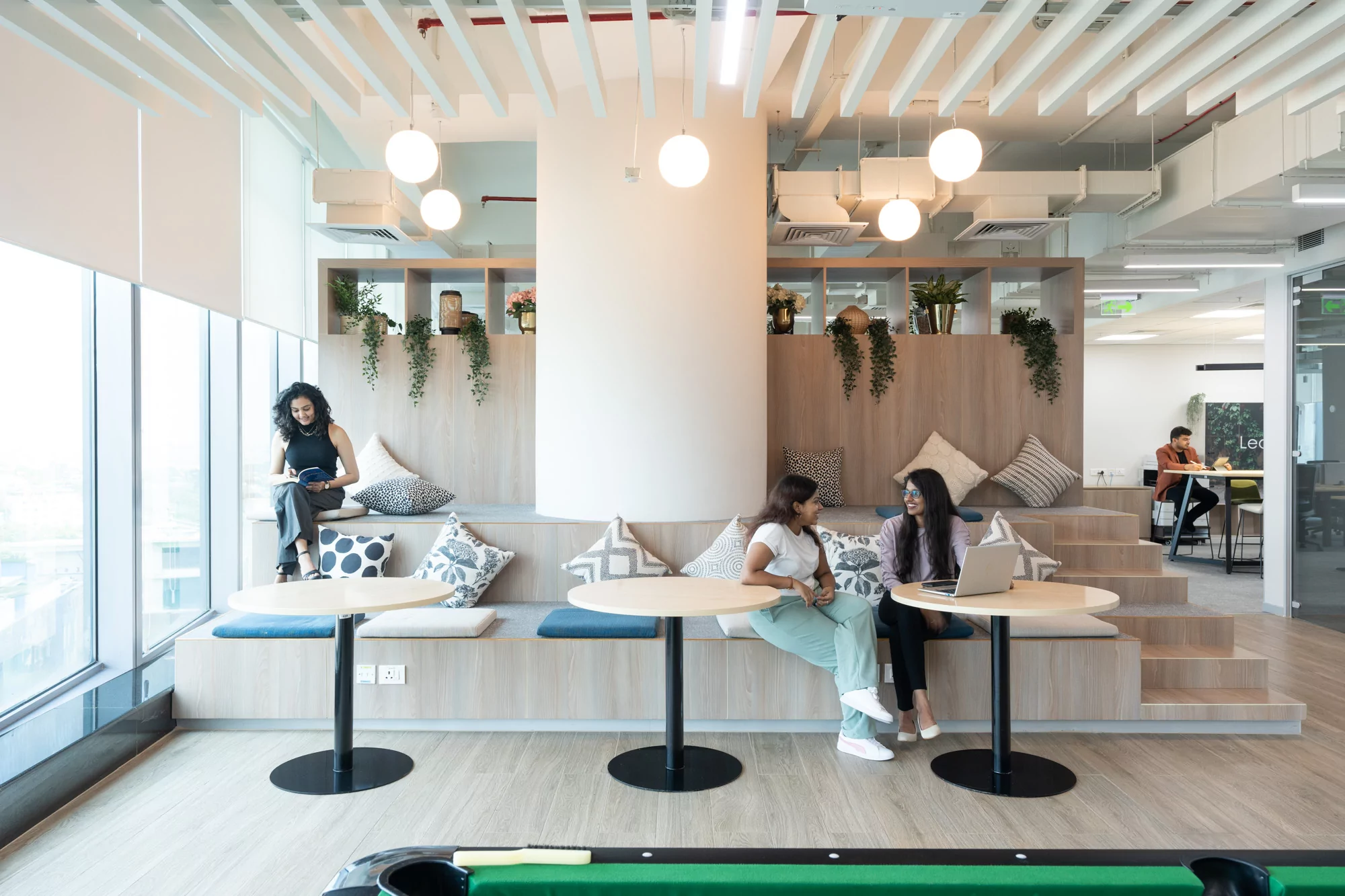 H&M Office Design