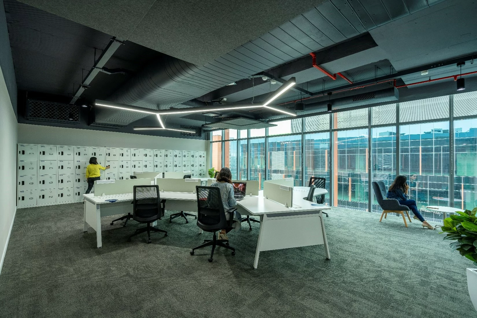 minimalistic workplace design