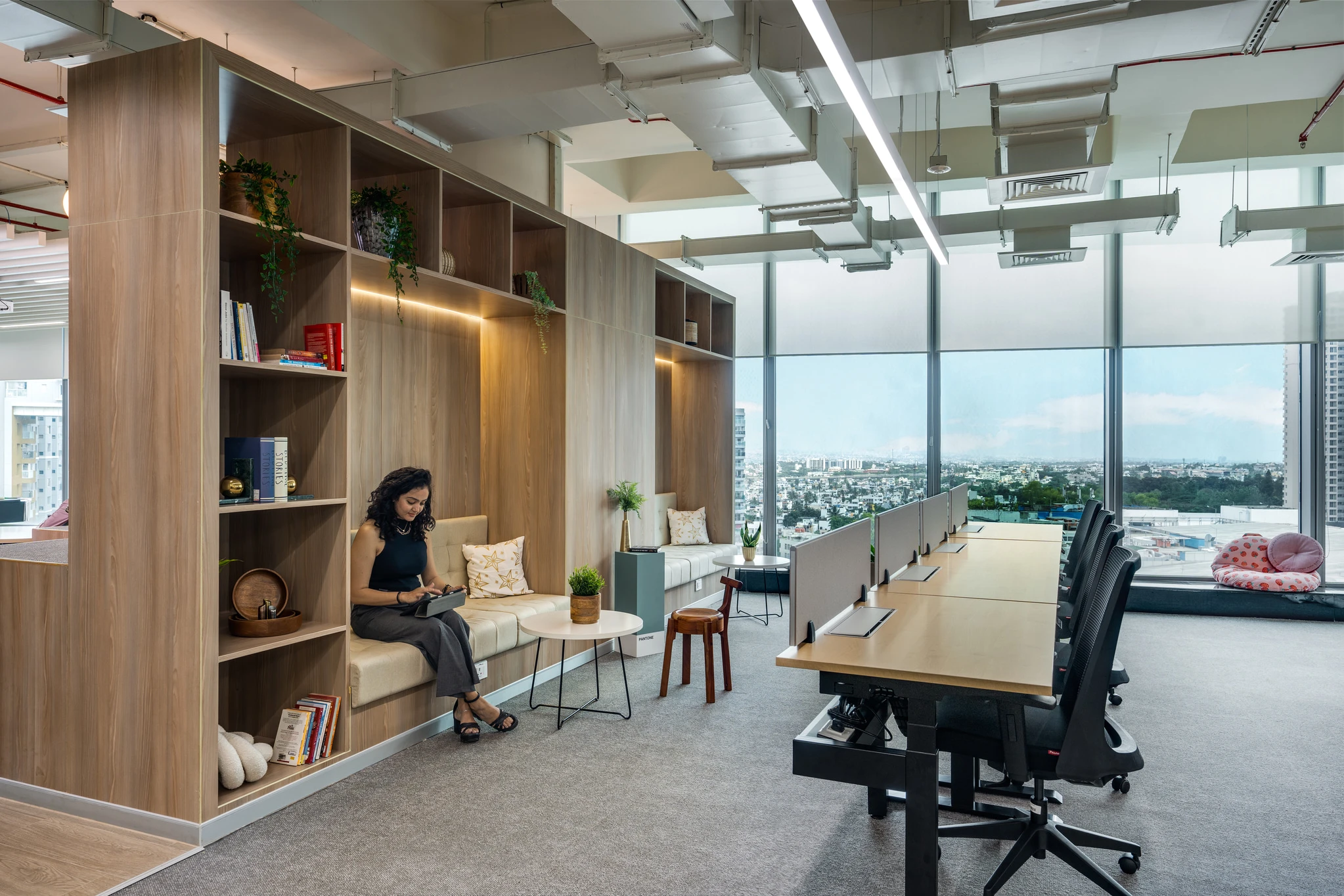 homely vibes in office design