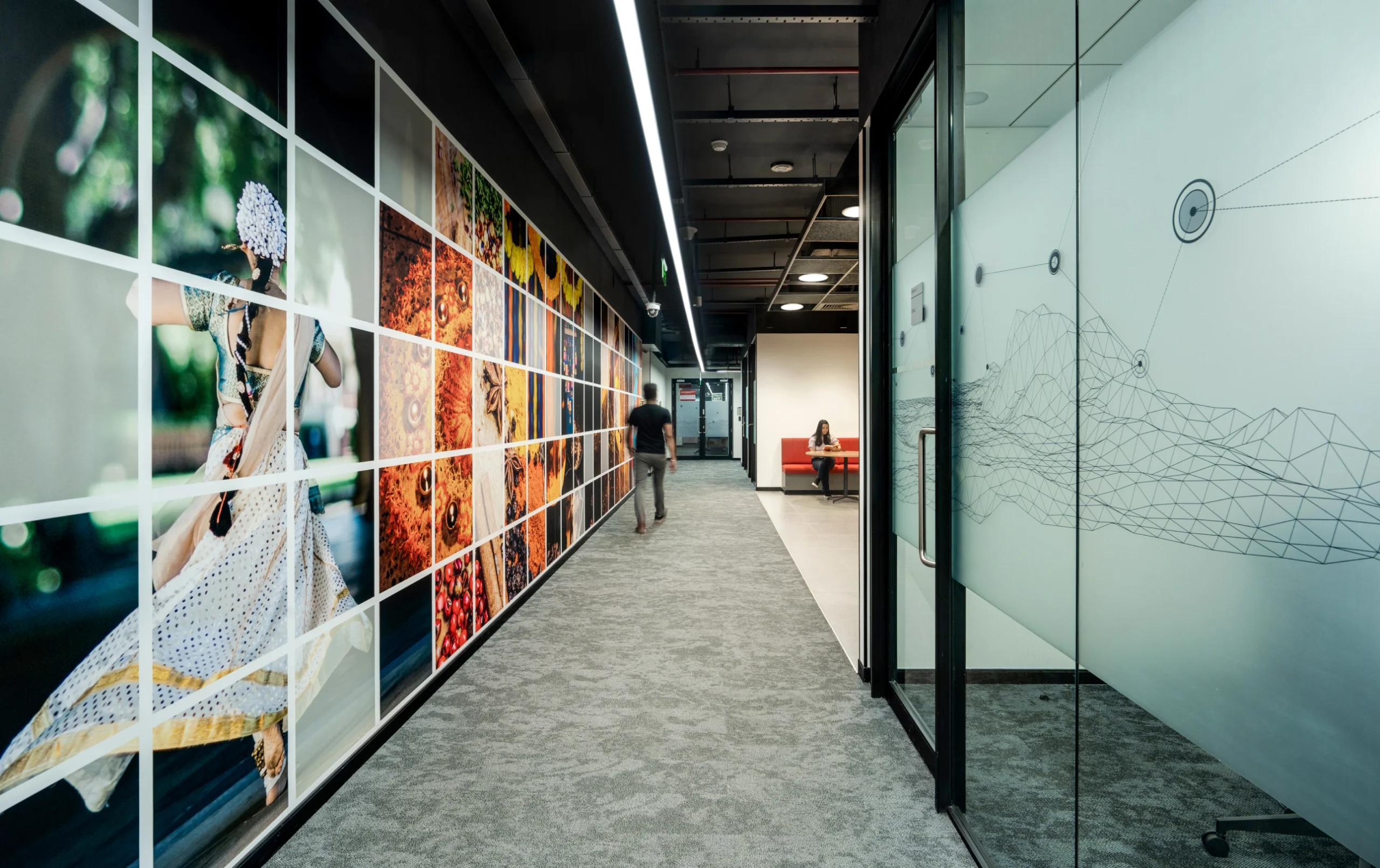 Commercial workplace interior designer in Chennai