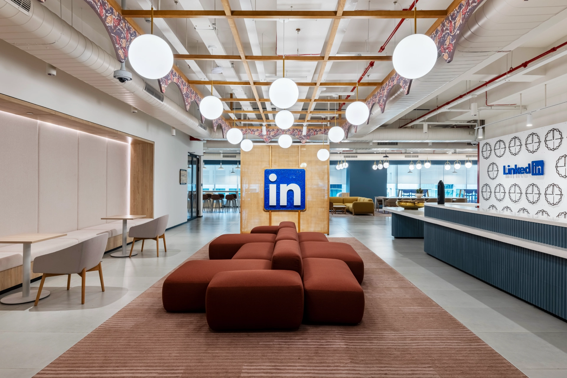 top 4 workplace design in Singapore