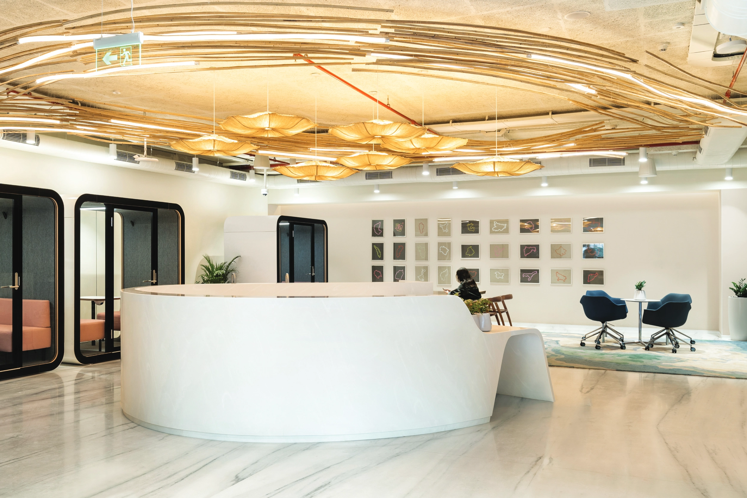 Modern Office Reception Area Design