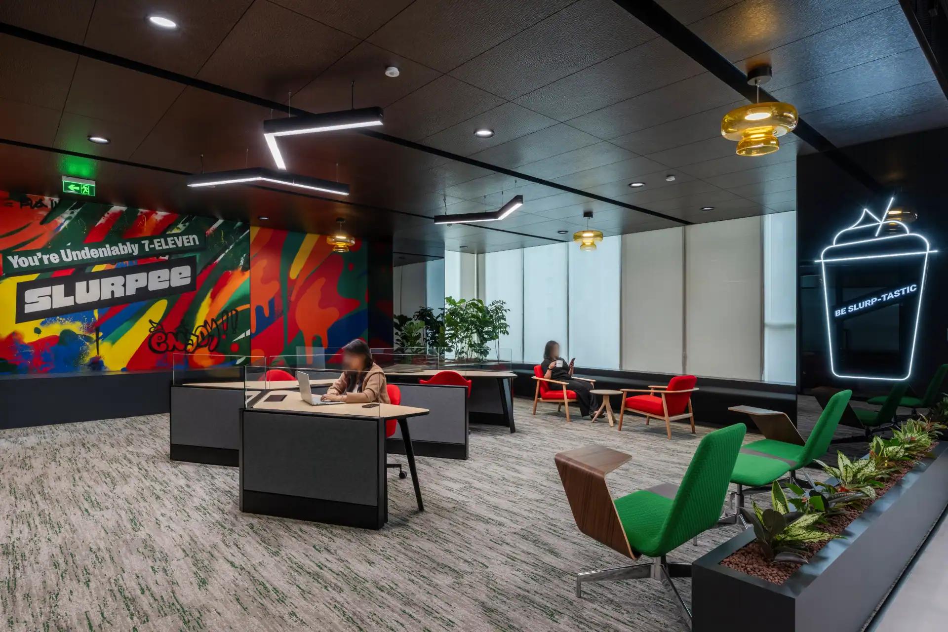7-eleven office