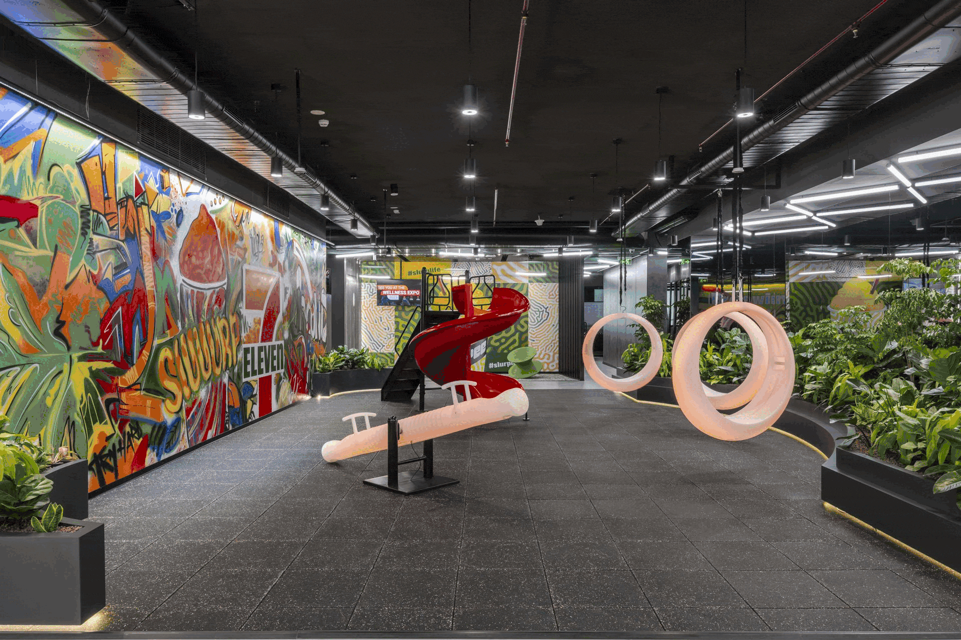 7-eleven-workspace-india-gif